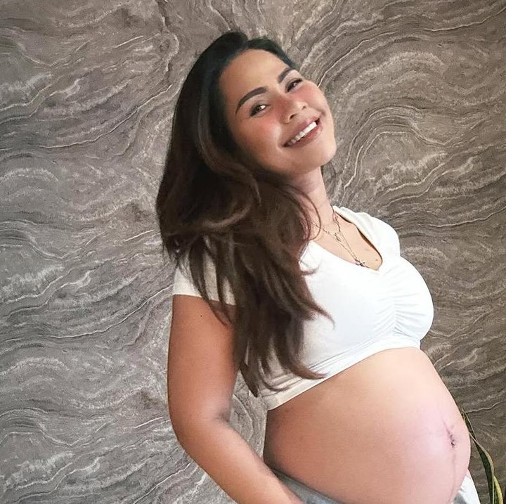 <p>Nana dan Ryan sebenarnya pernah melakukan cara natural dan hamil. Sayangnya janin di kandungan Nana saat itu tidak berkembang. Ia dan Ryan kembali hamil setelah melakukan 4 kali program kehamilan IVF. (Foto: @na2ricardo).</p>