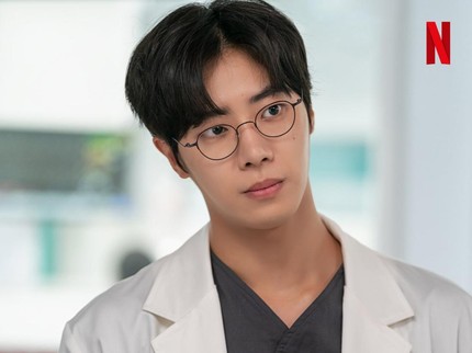 6 Drama Korea Choo Young Woo Terbaik Rating Tertinggi, Terbaru The Trauma Code: Heroes On Call