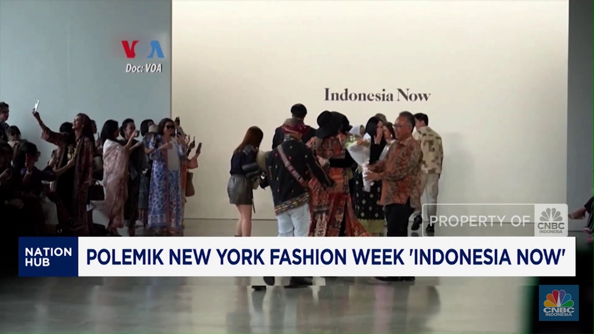 Video: Polemik New York Fashion Week 'Indonesia Now'