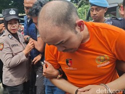 Reka Ulang Pembunuhan Satpam di Bogor, Tersangka Abraham Disoraki Warga