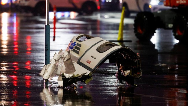 Meksiko mengonfirmasi seluruh penumpang dalam jet medis yang jatuh di Philadelphia adalah warga negara mereka.
