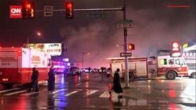 VIDEO: Pesawat Jet Jatuh dan Meledak di Dekat Mall Philadelphia AS