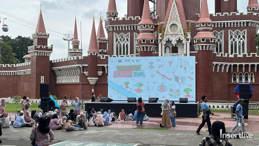 Karaoke Lagu SEVENTEEN Bareng, Begini Keseruan CARATs Having Fun di TMII