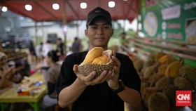 Bisa Mengandung Alkohol, Ini Hukum Makan Durian dalam Islam