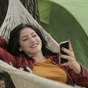 4 Zodiak yang Paling Responsif, Membalas Pesannya Secepat Kilat!