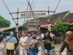 Unik! Bekas SD di Klaten Jadi Kampung Kuliner, Transaksi Pakai Koin Khusus