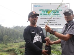 7 Upaya Telkom untuk Atasi Perubahan Iklim-Capai NZE Sepanjang 2024