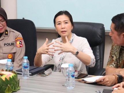 7 Potret Veronica Tan Usai Jadi Wamen PPPA, Sibuk Rapat hingga Blusukan