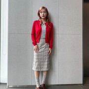 Get The Look: Tampil Manis dengan Knit Cardigan ala Yeri Red Velvet