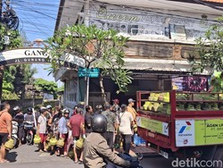 Prabowo Izinkan Pengecer Jual LPG 3 Kg Lagi