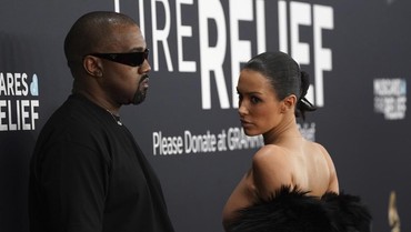 img-title Ingin Cerai, Bianca Censori Tak Tahan Selalu Diawasi Kanye West
