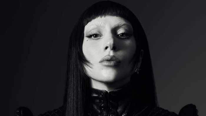 img-title 5 Makeup dan Gaya Rambut Hits di Karpet Merah Grammy Awards 2025, Tampilan Old Hollywood sampai Gothic