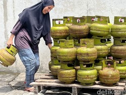 Video: Instruksi Prabowo Agar Pengecer Elpiji 3 Kg Beroperasi Kembali