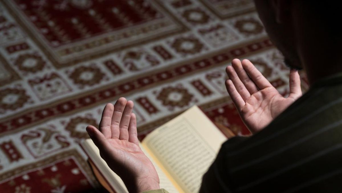 25 Ucapan Menyambut Bulan Nisfu Syaban, Menyentuh dan Penuh Doa