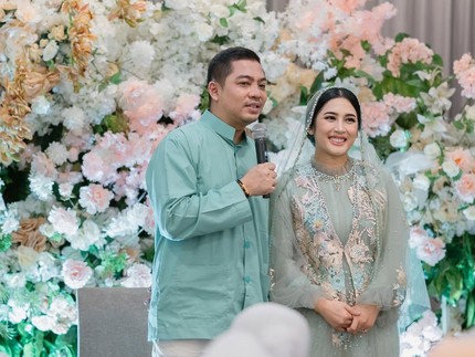 5 Potret Tasyakuran 4 Bulan Kehamilan Indi Arisa Istri Ade Govinda