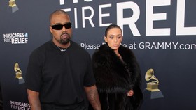 Bantah Rumor Cerai, Kanye West dan Bianca Rayakan Valentine di LA
