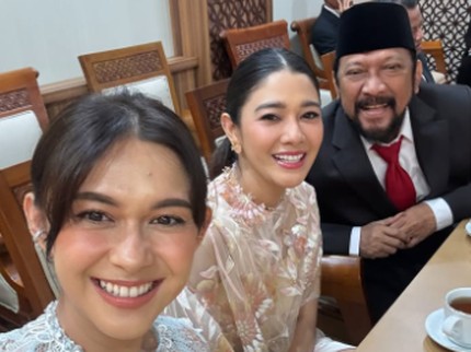 5 Potret Nana dan Naysila Mirdad Dampingi Ayahanda di Pelantikan Anggota DPR RI