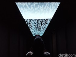 Gigantik! Pameran Tunggal Ryoji Ikeda Hadir Pertama Kalinya di Jakarta