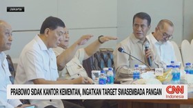 VIDEO: Prabowo Sidak Kantor Kementan, Ingatkan Swasembada Pangan
