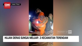 VIDEO: Hujan Deras Sungai Meluap, 3 Kecamatan Terendam
