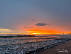 Sunset Cantik Ini Milik Pantai Indah Sibintang di Tapanuli Tengah