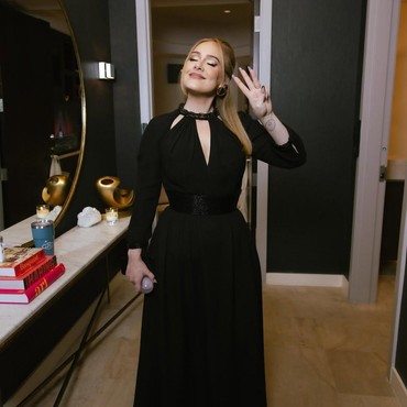 Adele Bakal Debut Akting di Film Baru Tom Ford 'Cry to Heaven'