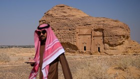 FOTO: Misteri dan Keagungan Mada'in Saleh di Jantung Arabia