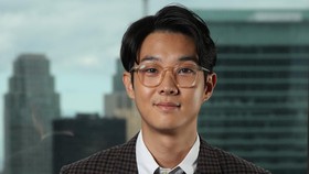 Choi Woo-shik Blak-blakan Bolak-balik Perankan Anak SMA