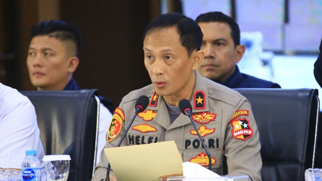 212 Merek Beras Kemasan Dioplos, Polri Kembali Periksa 25 Produsen Satgas Pangan Polri telah lebih dulu memeriksa 6 perusahaan dan 22 saksi di kasus beras oplosan.