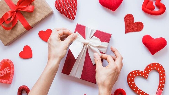 BeauPicks: 5 Ide Kado Valentine Anti Mainstream yang Pasti Bikin Pasanganmu Terkesan