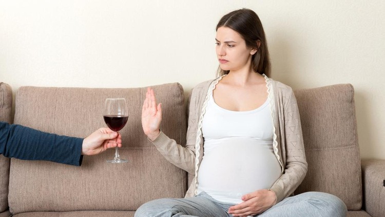 Ilustrasi Ibu Hamil Minum Alkohol Ilustrasi Ibu Hamil Minum Alkohol