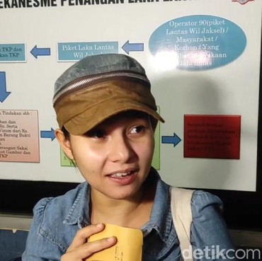 Larasati Nugroho Buka Suara Terkait Kecelakaan, Bantah Karena Mengantuk