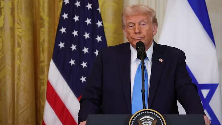 U.S. President Donald Trump looks on as he holds a joint press conference with Israeli Prime Minister Benjamin Netanyahu in the East Room at the White House in Washington, U.S., February 4, 2025. REUTERS/Leah Millis Purchase Licensing Rights