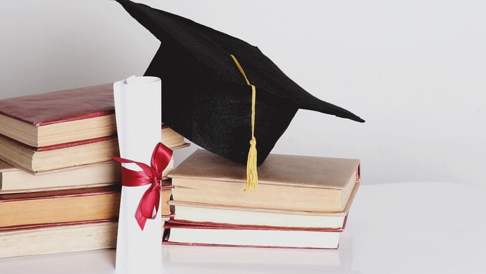 Beasiswa Kemenkeu Dibatalkan Demi Efisiensi Anggaran, Apakah Melanjutkan Pendidikan Penting?