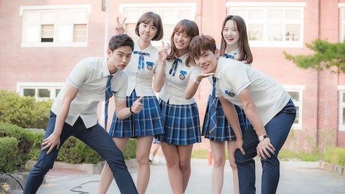 Rekomendasi 5 Lagu K-Pop untuk Membangkitkan Semangat di Masa Sekolah