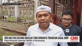 VIDEO: Dedi Mulyadi Datangi Sekolah Yang Siswanya Terancam Gagal SNBP