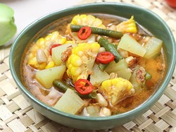 Resep Sayur Asem Komplet Pakai Tetelan yang Pedas Segar