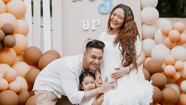 Terpopuler: Cerita Siti Badriah soal Kehamilan Kedua yang di Luar Prediksi