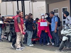 Usai Rekonstruksi Kasus Narkoba, Didin dan Helen Dititip ke Lapas Berbeda