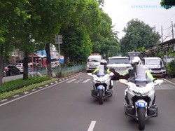 Lagi Kawal Maung Garuda RI 1, Patwal Langsung Minggir saat Ada Ambulans