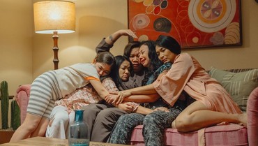 img-title 'Ratu Ratu Queens: The Series' Angkat Kisah Imigran di New York yang Penuh Warna