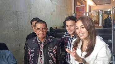 Nikita Mirzani Bantah Lakukan Pemerasan Terhadap Reza Gladys