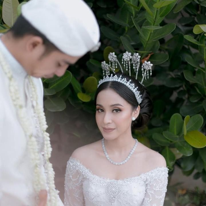<p>Ya, alih-alih berkiprah di dunia entertain, Nimaz kini diketahui bekerja sebagai psikolog klinis di salah satu layanan psikologi. Nimaz diketahui telah meraih gelar S2 di bidang Psikologi dari Universitas Atma Jaya Jakarta. (Foto: Instagram @nimazdewantary)</p>