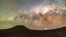 FOTO: Polusi Cahaya Bikin Susah Astronom Amati Bintang di Chile