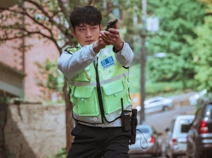 Seo Kang Joon di drama Watcher/ Foto: soompi.com