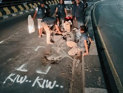 Hati-hati Banyak Jalan Berlubang di Lawang Malang