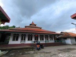 Jadwal Sholat Kota Cirebon Hari Ini, Jumat 25  April 2025