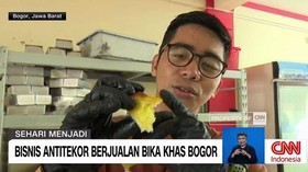 VIDEO: Sehari Menjadi: Menelusuri Rahasia Bika Bogor