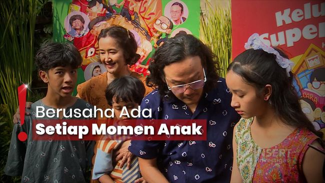 Lewati Badai Rumah Tangga, Dwi Sasono-Widi Fokus Dukung Bakat Anak