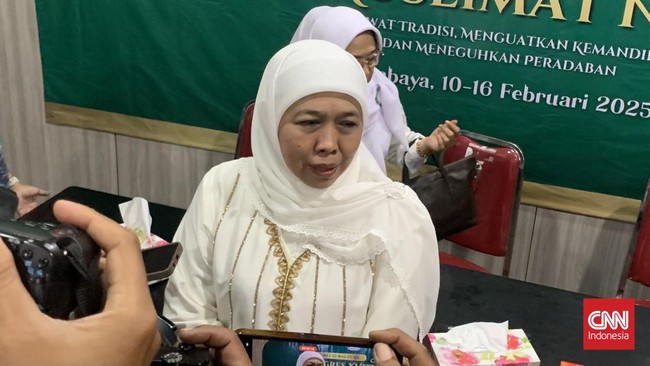 Khofifah menjelaskan bakal mendengarkan aspirasi anggota sebelum menentukan bakal mencalonkan diri sebagai Ketum Muslimat Nahdlatul Ulama lagi.